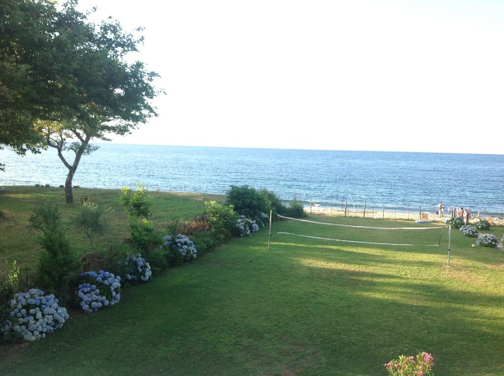תרמה Archondissa Beach Aparthotel מראה חיצוני תמונה